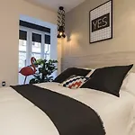 Apartment Cantalojas By Staynnapartments